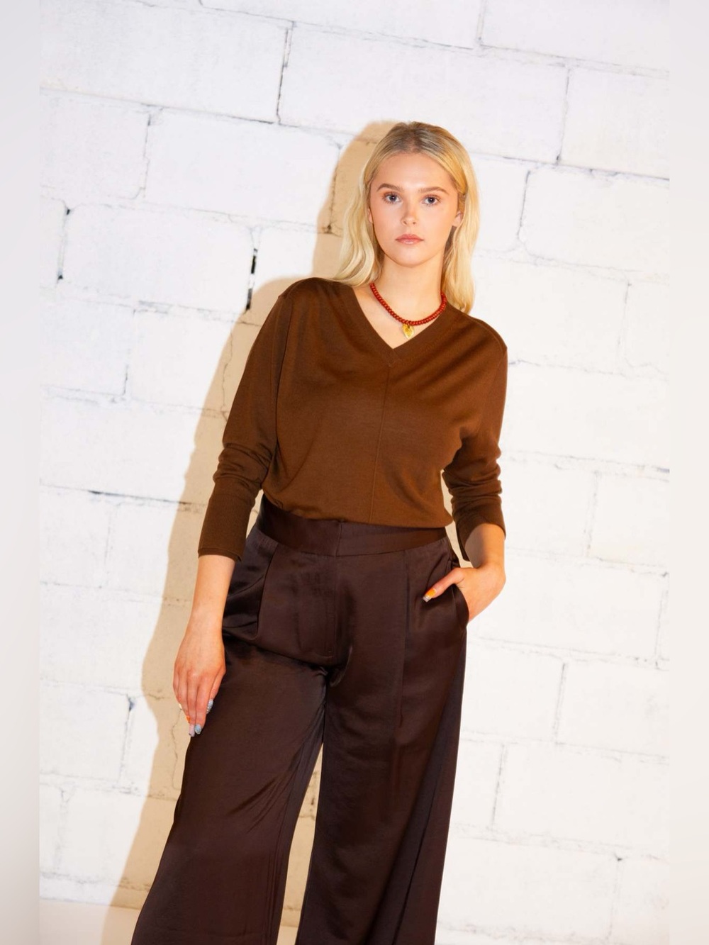 Saint Art Merino Wool Bayley V Neck Sweater Chocolate Brown Medium